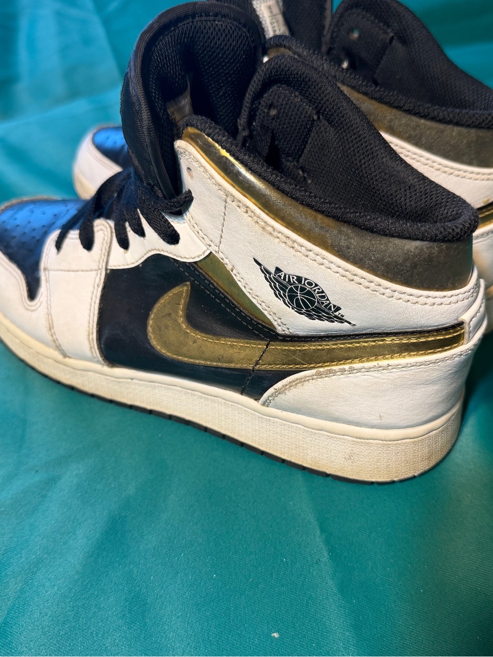 Jordan Men's Sneakers - White, Black & Metallic Gold